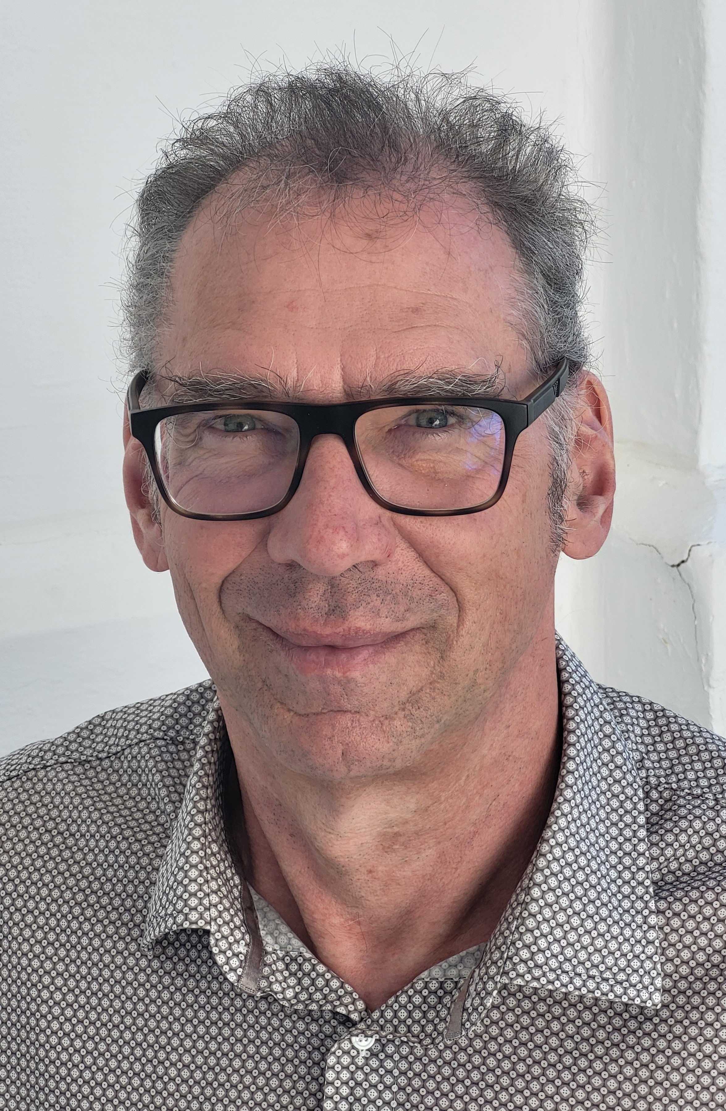 Dr. Andreas Hauer