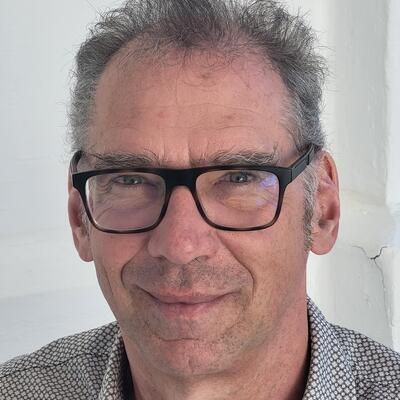Dr. Andreas Hauer